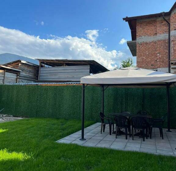 Пансион стаи за гости валеьови