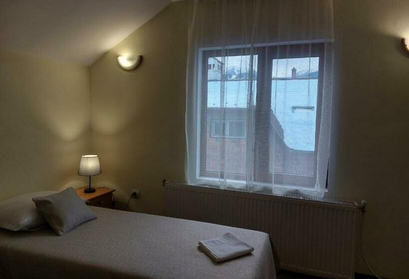 Пансион стаи за гости валеьови