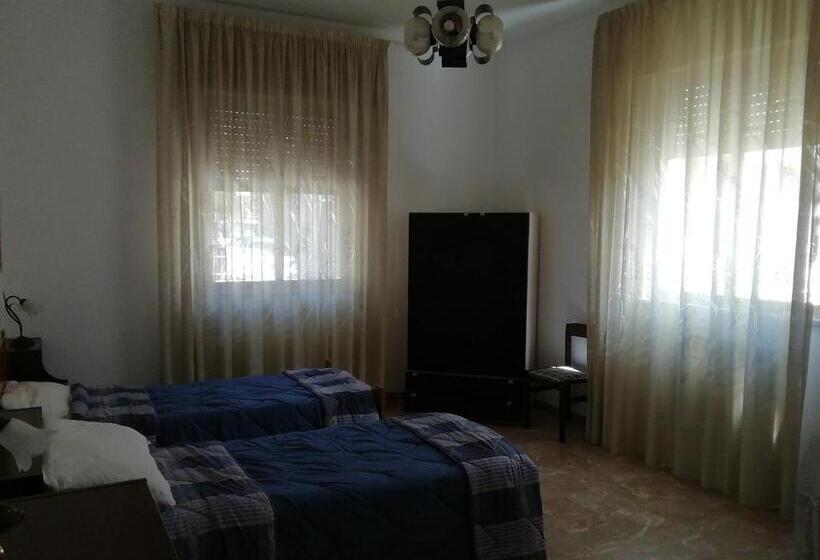 Pensão Affittacamere Al Piano Terra