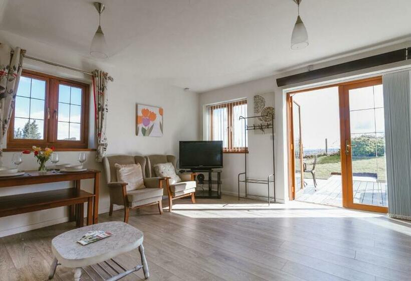 بنسيون Bryn Gerrig View