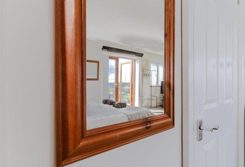 بنسيون Bryn Gerrig View