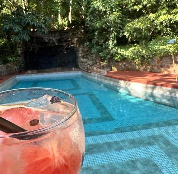 بنسيون Estancia La Paulina