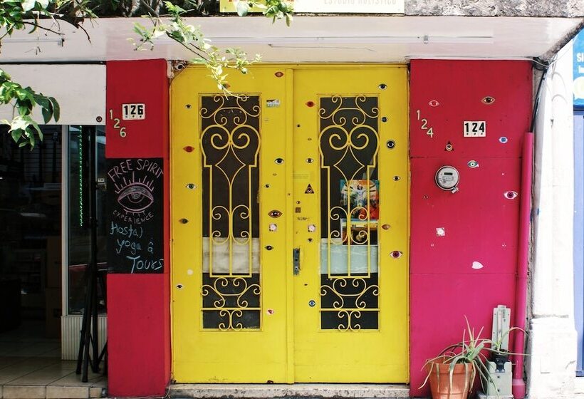 Пансион Free Spirit Hostel Guadalajara