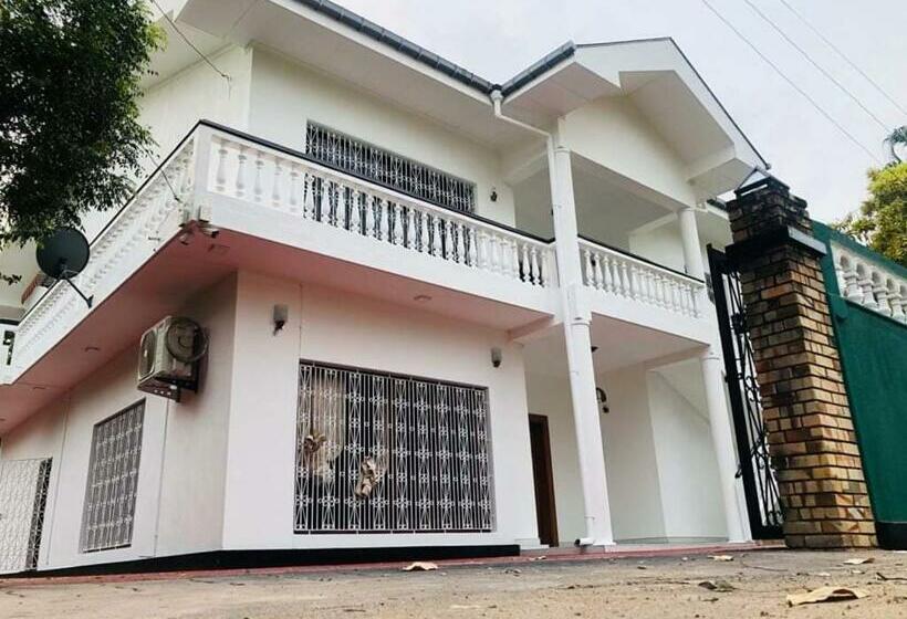 ペンション Free Spirit Villa Maravila