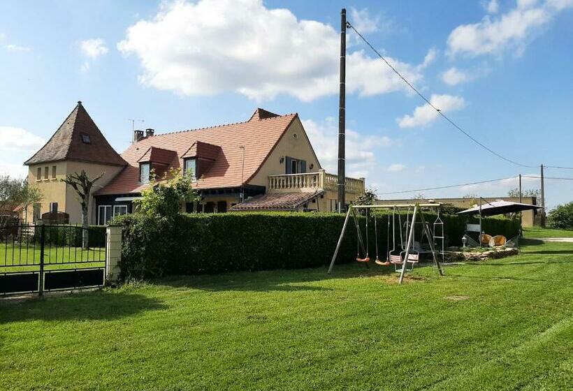 بنسيون Les Jardins De Virginie