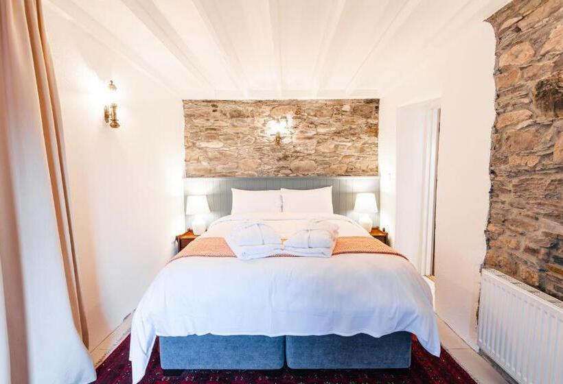 بنسيون Stone Barn