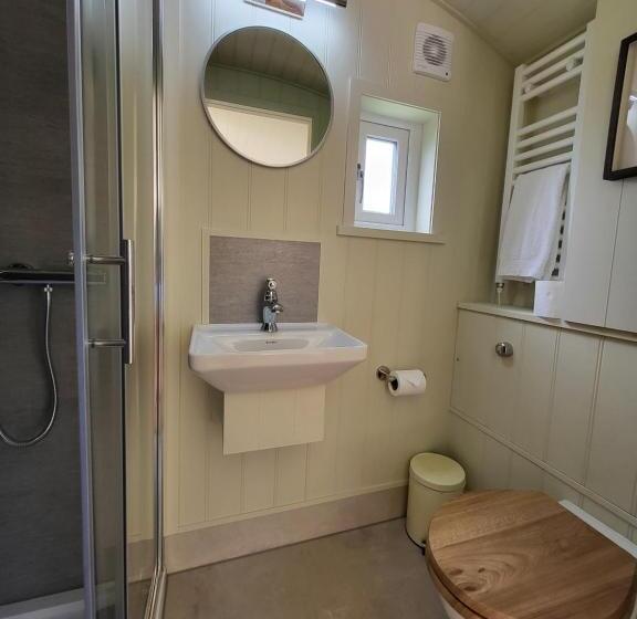 بنسيون Stone Barn