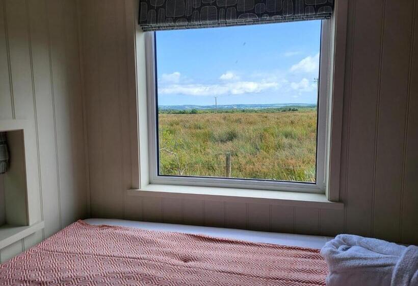 بنسيون Stone Barn