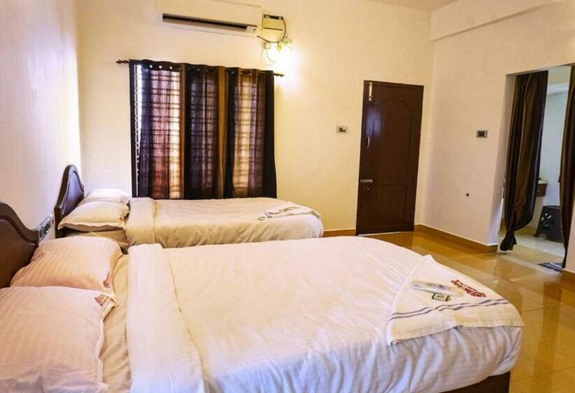 منتجع Rosan Heritage   A Beach Villa