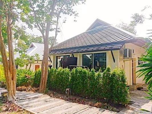 Sandhana Samet Resort