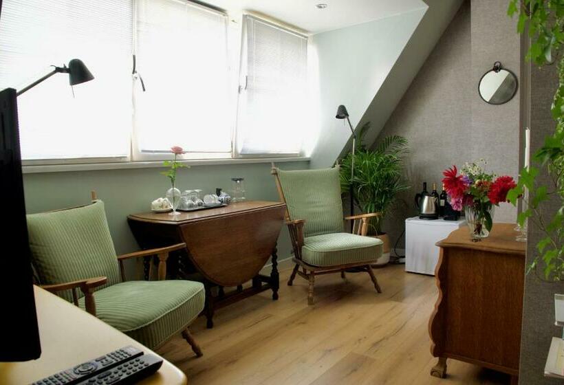 Theetuin En B & B  De Theetuin