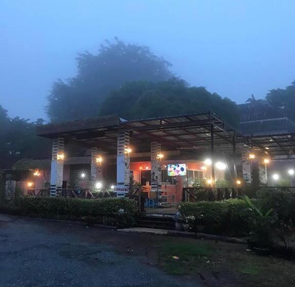 צימר นุชจนาถรีสอร์ท วังน้ำเขียว