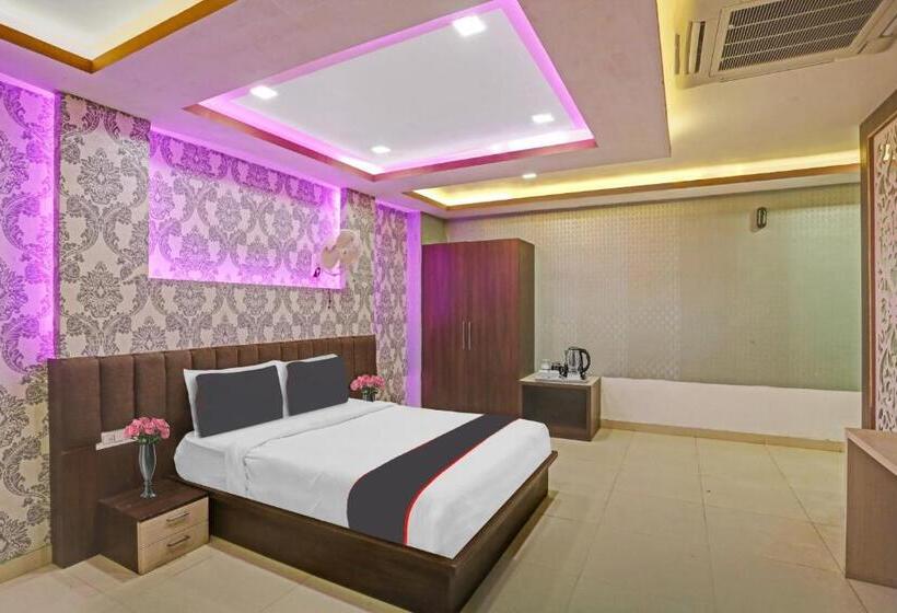 Отель Collection O Shree Shyam