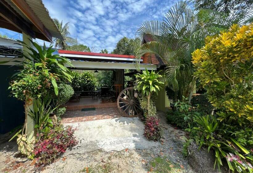 Garden Bungalow Resort