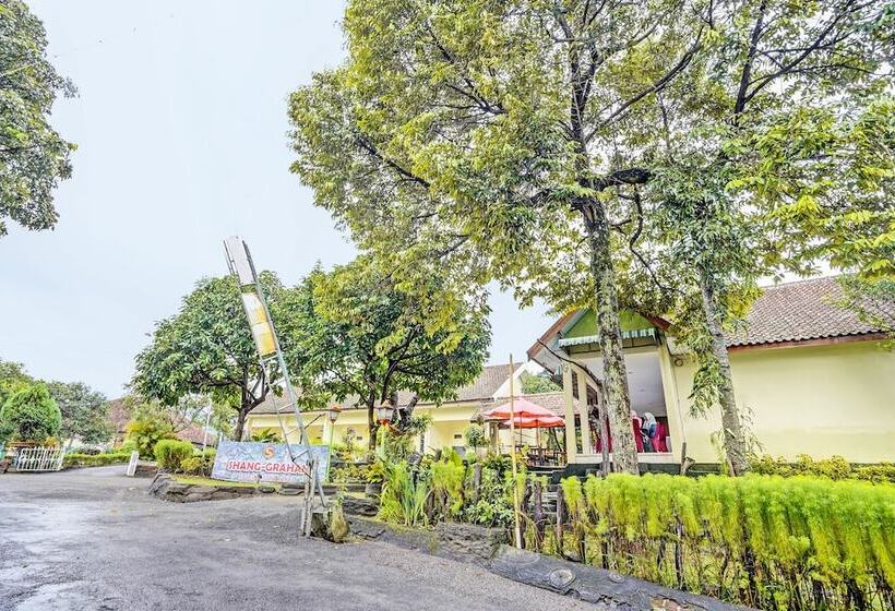 Capital O 92162 Hotel Wisata Karya