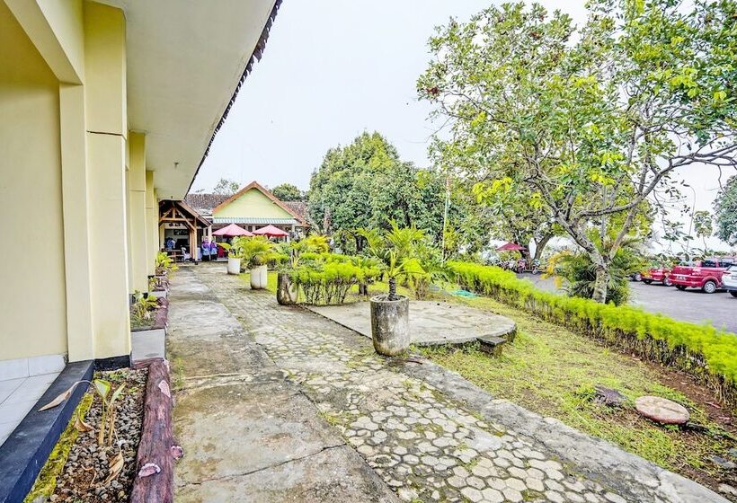 Capital O 92162 Hotel Wisata Karya