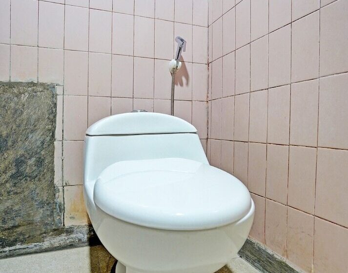 Capital O 92162 Hotel Wisata Karya