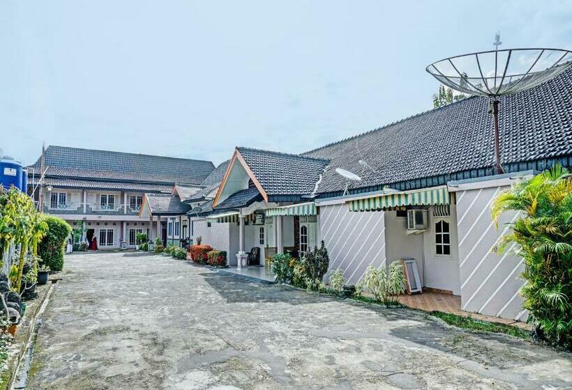 Capital O 92187 Hotel Sekar Sunja