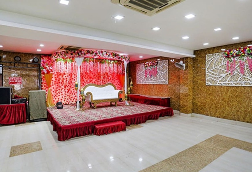 فندق O Maharoopa Palace