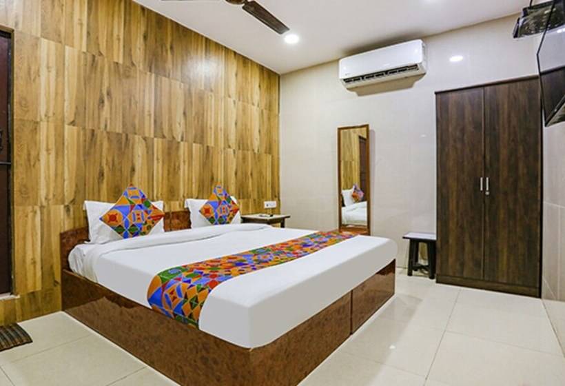 فندق O Maharoopa Palace