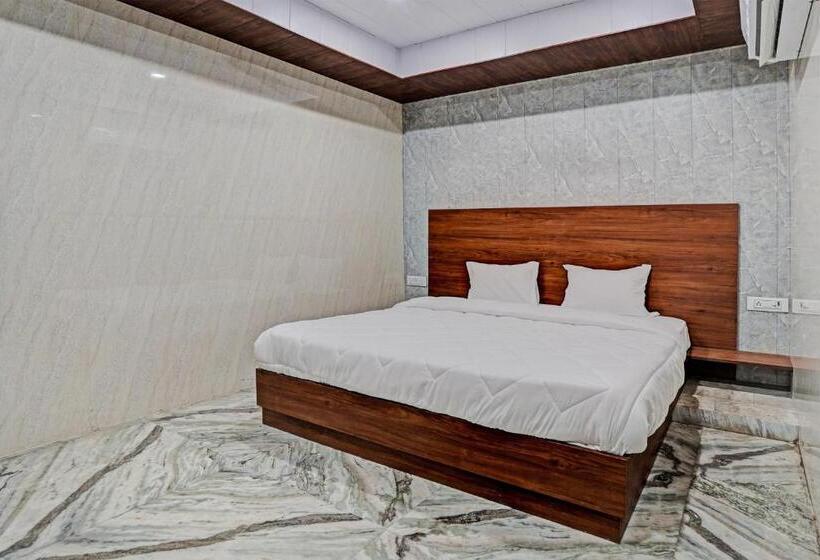 فندق O Maharoopa Palace