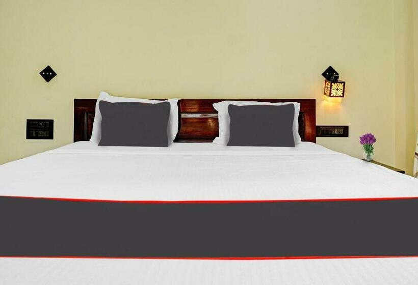 فندق Shovi Beach View Resort