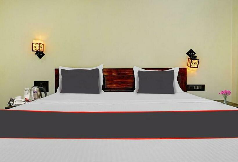 فندق Shovi Beach View Resort