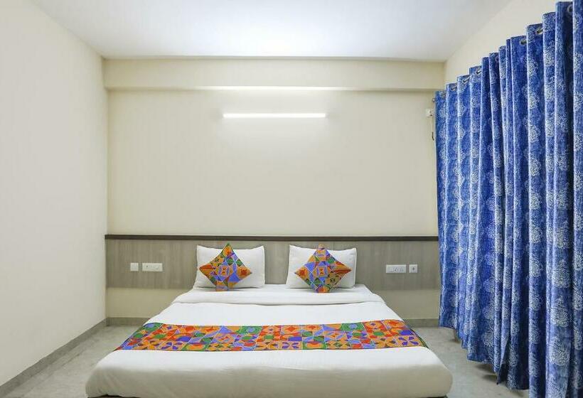 Отель Fabexpress Mt Comfortable Stays