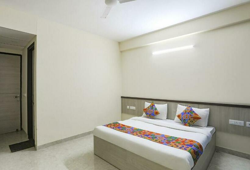 Отель Fabexpress Mt Comfortable Stays