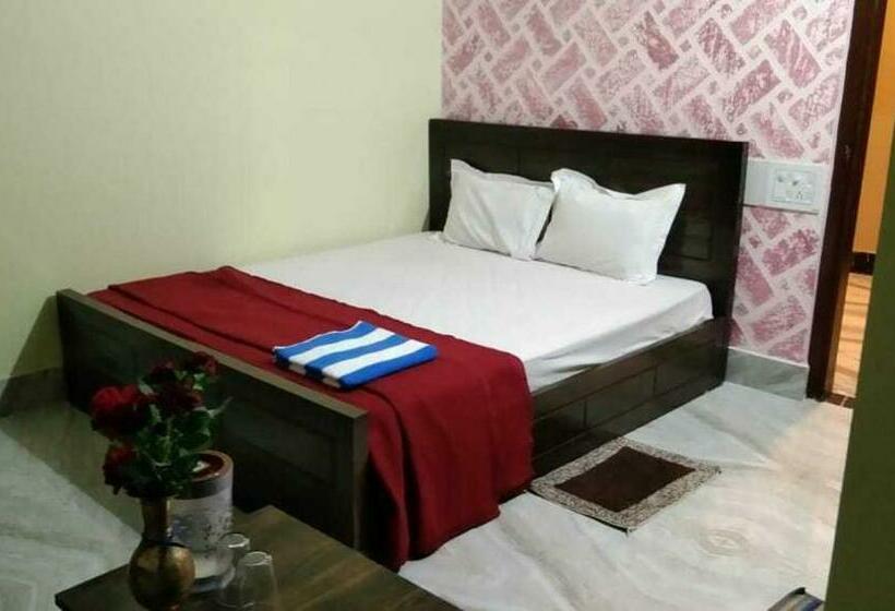 בית מלון כפרי Flagship Payal Mandap