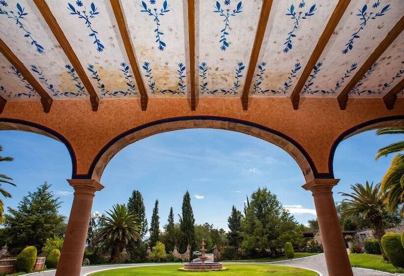 هتل Hacienda La Cieneguita