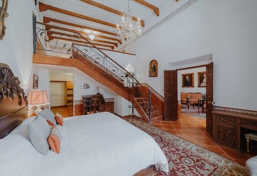 هتل Hacienda La Cieneguita