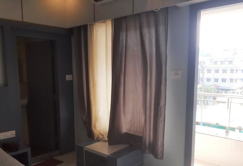 Отель Jairam Samraj