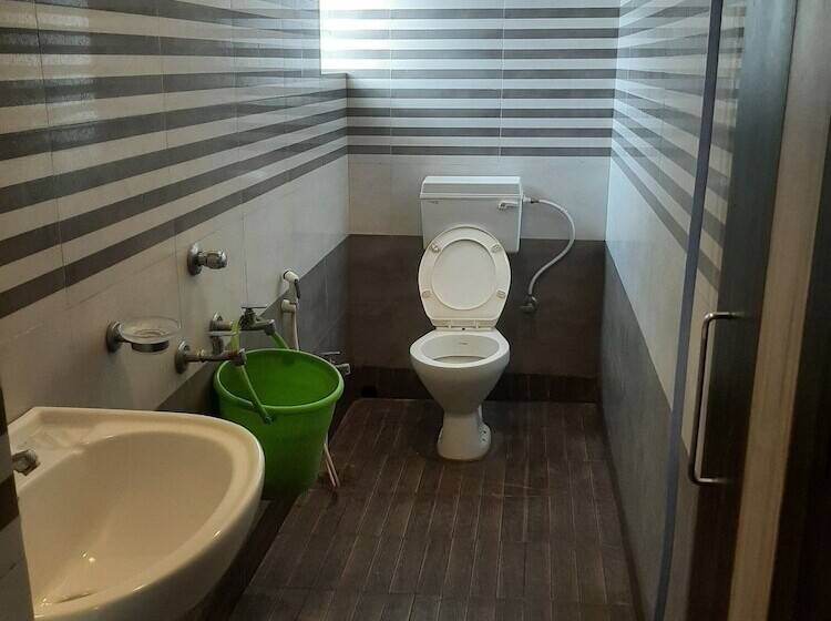 Отель Jairam Samraj