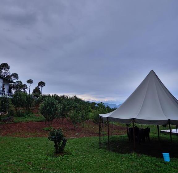 Отель Nitya Village Retreat