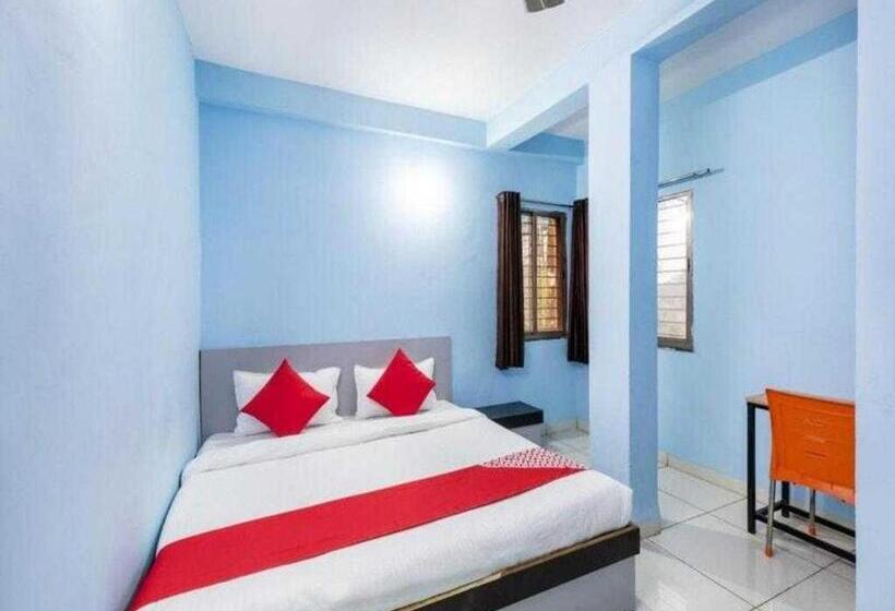 فندق Oyo 80756 Pardesi