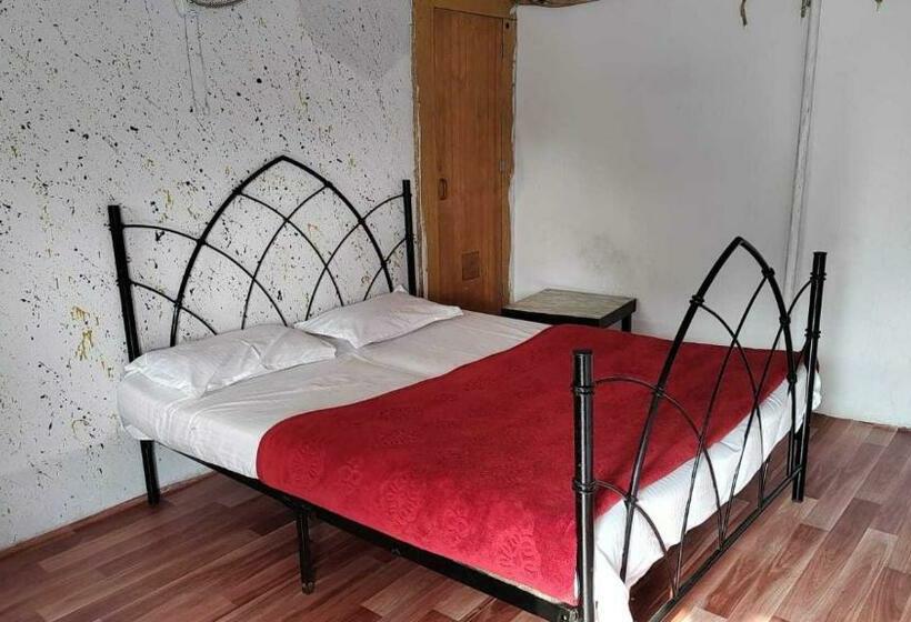 Отель Oyo 80804 New Rock And Wood