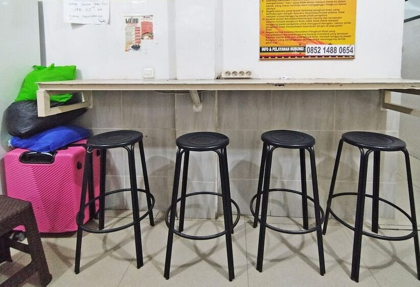 호텔 Oyo 92157 Benteng Kost Syariah