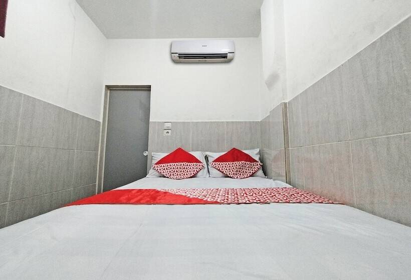 호텔 Oyo 92157 Benteng Kost Syariah