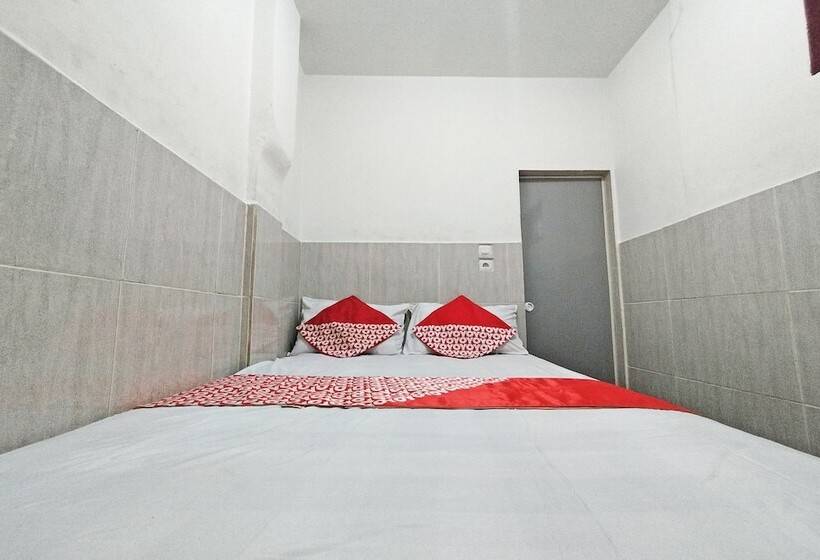 호텔 Oyo 92157 Benteng Kost Syariah