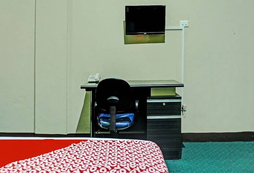 فندق Oyo 92189 Wisma Inayah Syariah