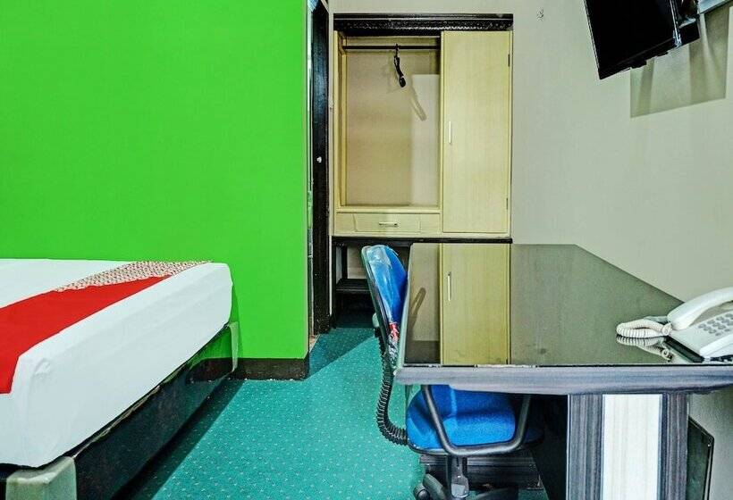 فندق Oyo 92189 Wisma Inayah Syariah