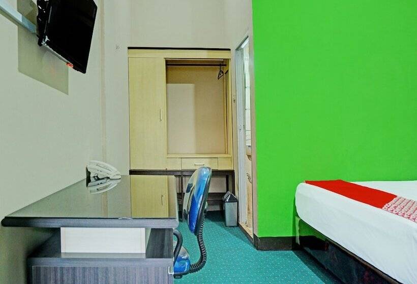 فندق Oyo 92189 Wisma Inayah Syariah