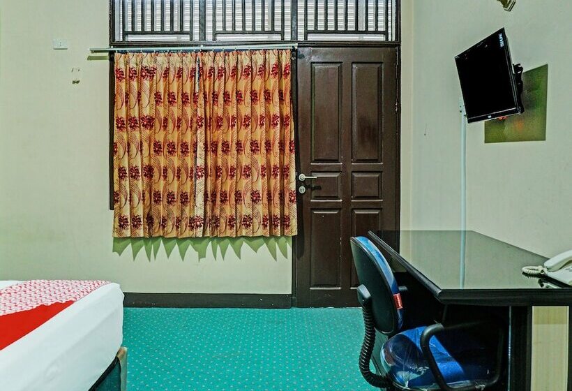 فندق Oyo 92189 Wisma Inayah Syariah