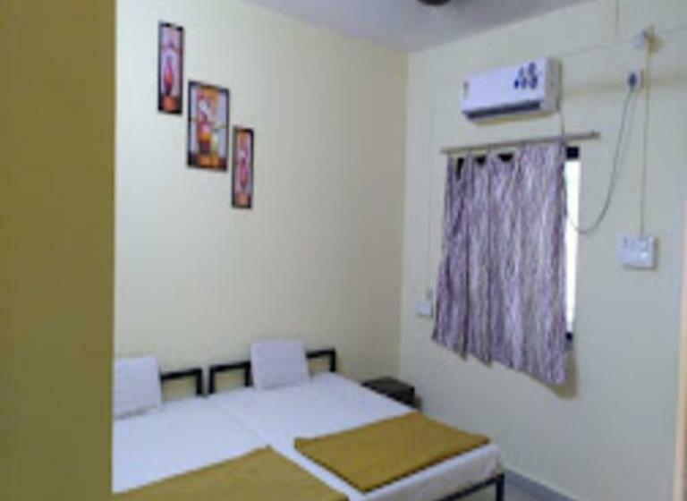 בית מלון כפרי Smita Baug Resort