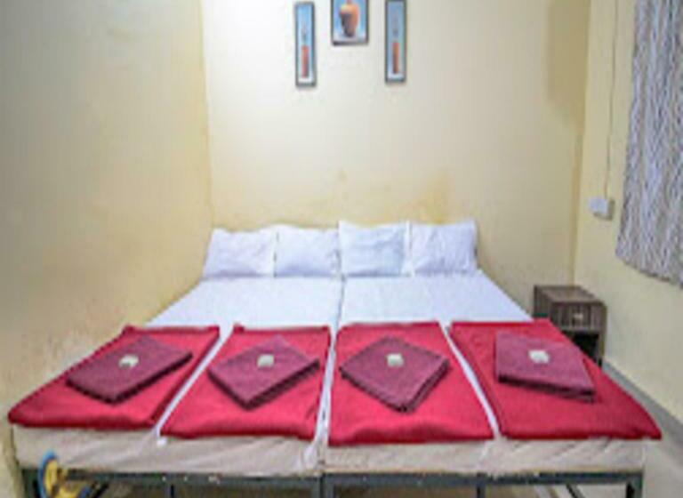 Отель Smita Baug Resort