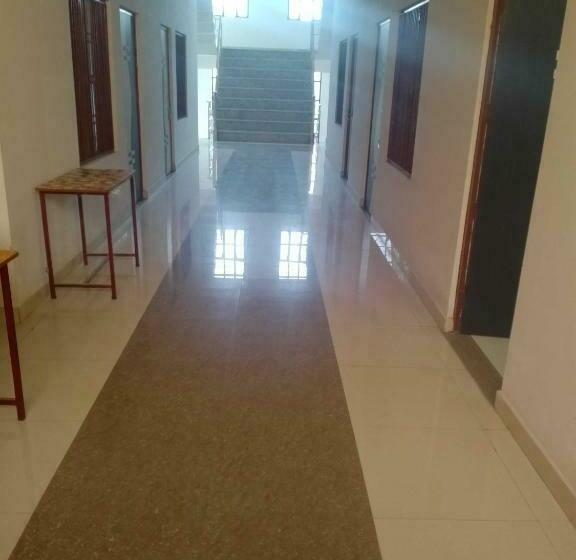 فندق Spot On Moon Light