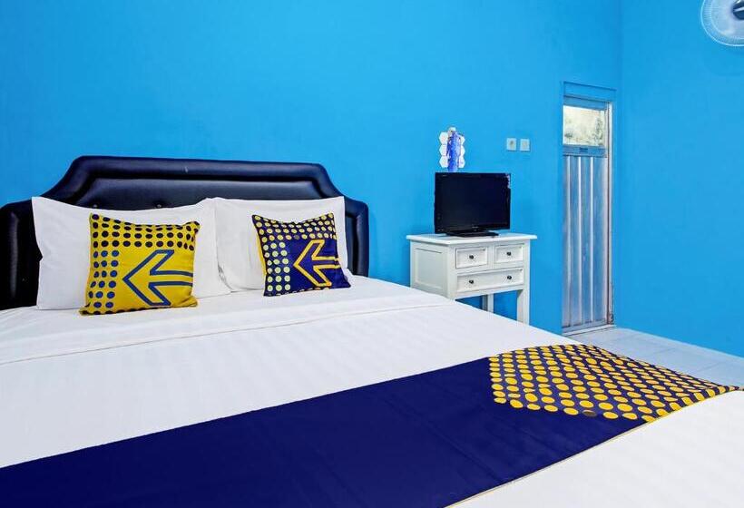 酒店 Spot On 92179 Latinos House