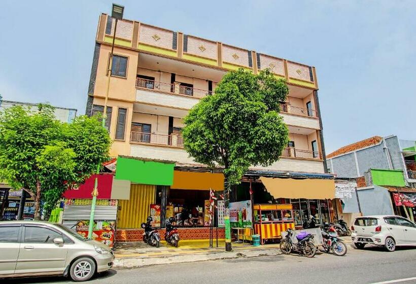 酒店 Spot On 92181 Kristin Homestay