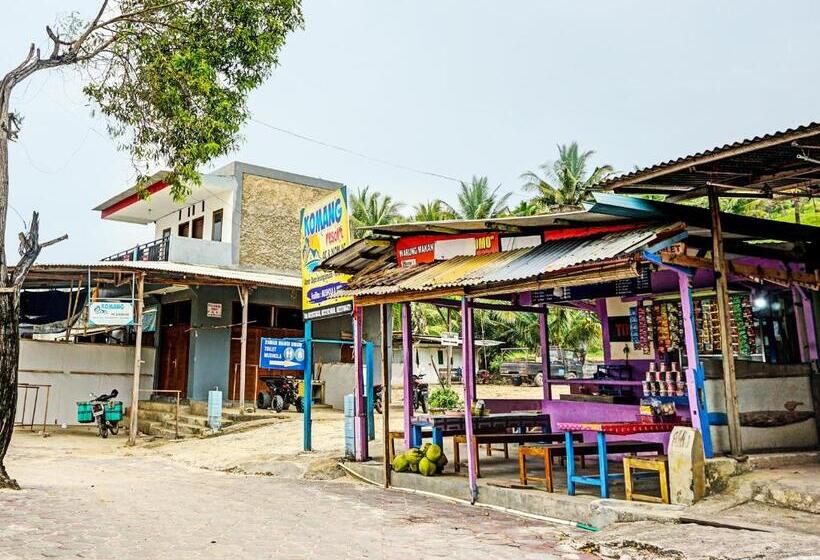 ホテル Spot On 92183 Komang Resort Klayar